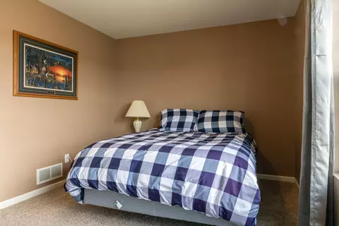 201 Brandenburg Loop, Bismarck, ND 58504 photo 14