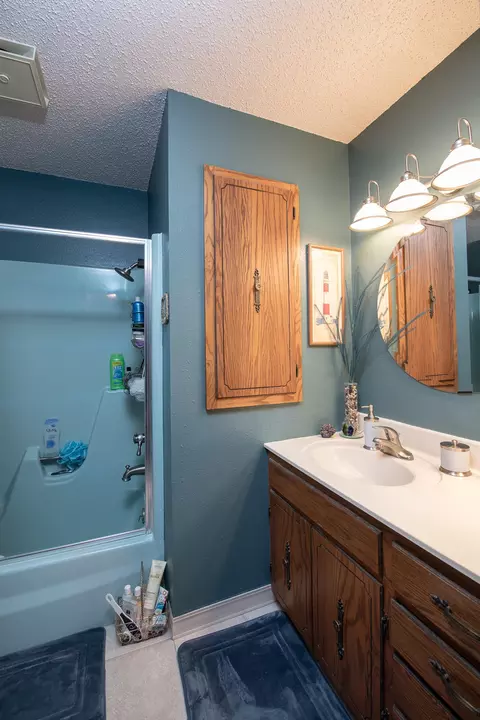 4334 Gettysburg Dr, Bismarck, ND 58504 photo 12