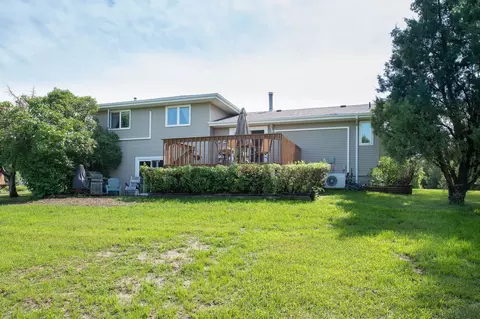 4334 Gettysburg Dr, Bismarck, ND 58504 photo 8