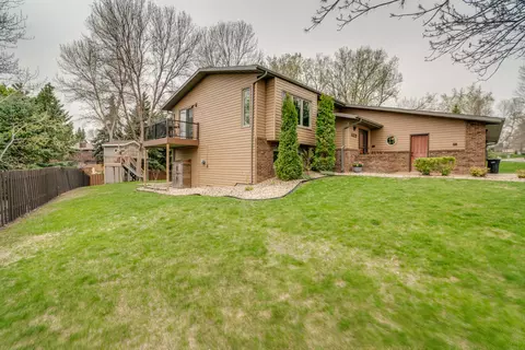 3328 Hackberry St, Bismarck, ND 58503 photo 41