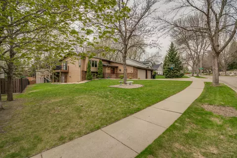 3328 Hackberry St, Bismarck, ND 58503 photo 56