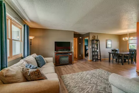 109 Sturgis Loop, Lincoln, ND 58504 photo 2