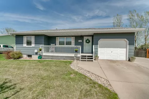 109 Sturgis Loop, Lincoln, ND 58504 photo 1