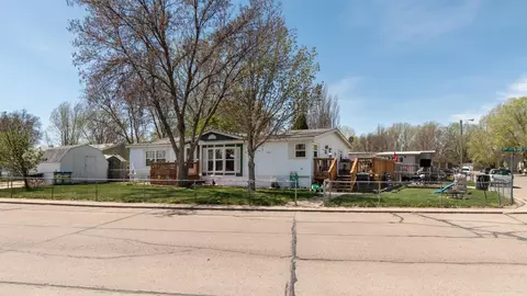 219 Coyote St, Mandan, ND 58554 photo 36
