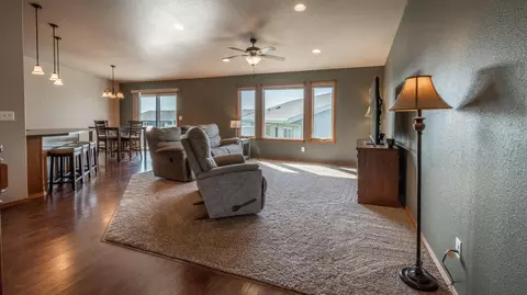 4701 Calgary Ave, Bismarck, ND 58503 photo 15