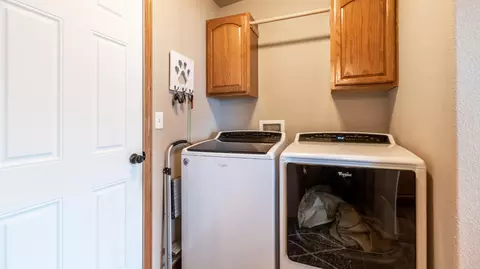 4701 Calgary Ave, Bismarck, ND 58503 photo 12