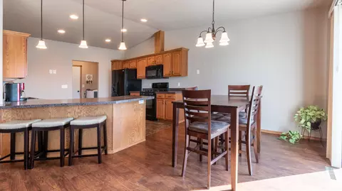 4701 Calgary Ave, Bismarck, ND 58503 photo 8