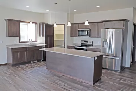 307 Irvine Loop, Bismarck, ND 58504 photo 25