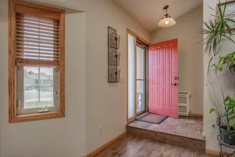 500 E Wachter Ave, Bismarck, ND 58504 photo 5