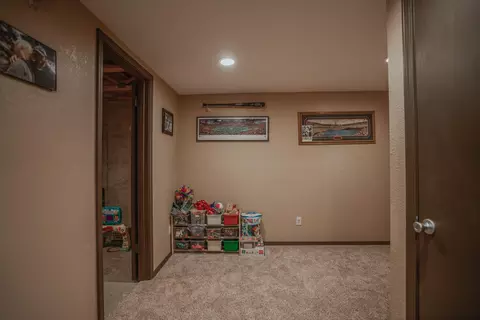 500 E Wachter Ave, Bismarck, ND 58504 photo 34