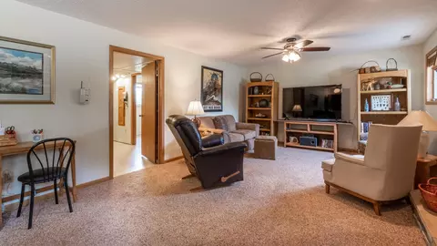 3035 Dublin Dr, Bismarck, ND 58503 photo 27