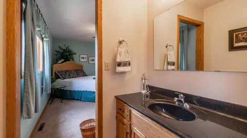 3035 Dublin Dr, Bismarck, ND 58503 photo 21