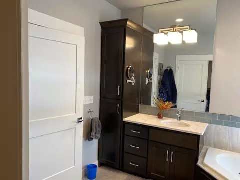 910 Select Ln, Bismarck, ND 58503 photo 17
