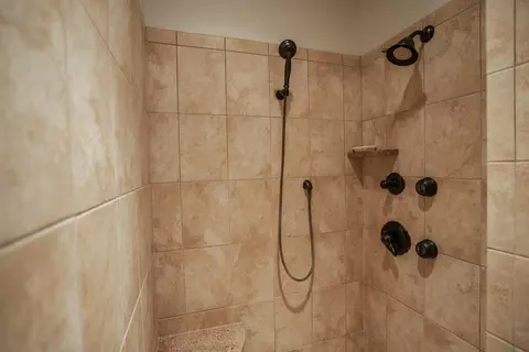3237 Link Dr, Bismarck, ND 58503 photo 24