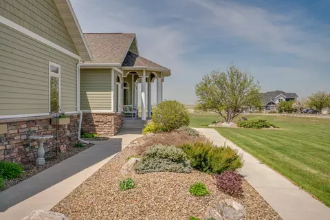 3237 Link Dr, Bismarck, ND 58503 photo 68