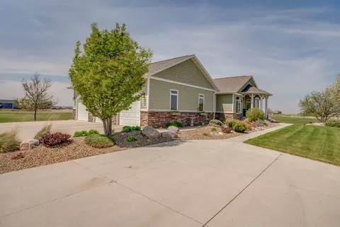 3237 Link Dr, Bismarck, ND 58503 photo 65