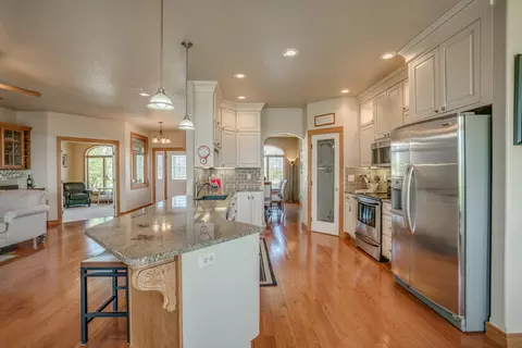 3237 Link Dr, Bismarck, ND 58503 photo 10