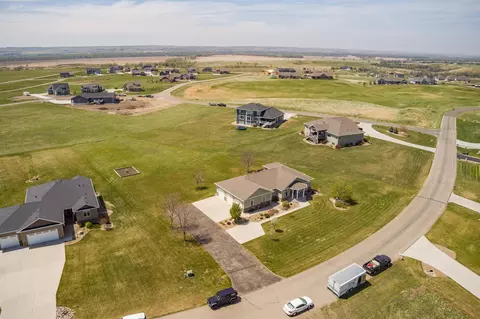 3237 Link Dr, Bismarck, ND 58503 photo 78