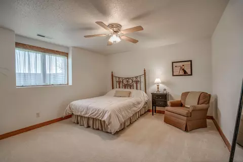 3237 Link Dr, Bismarck, ND 58503 photo 44