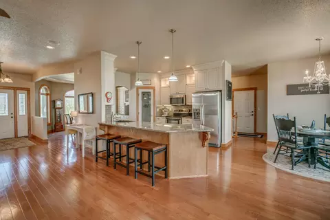 3237 Link Dr, Bismarck, ND 58503 photo 14