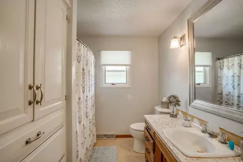 2007 N 9th St, Bismarck, ND 58501 photo 22