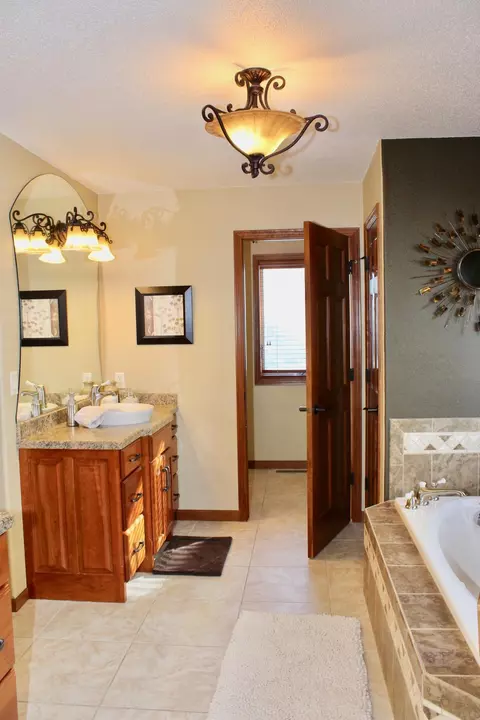 3010 Clairmont Rd, Bismarck, ND 58503 photo 33