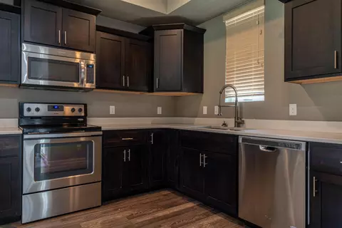 4007 E Calgary Ave, Bismarck, ND 58503 photo 8