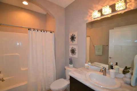 311 Buckskin Loop, Bismarck, ND 58503 photo 6