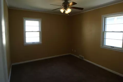 1604 E Ave D E, Bismarck, ND 58501 photo 8