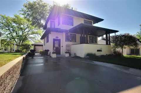 206 7th Ave NW, Mandan, ND 58554 photo 1