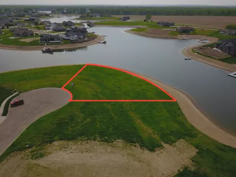 4017 Beachfront Pl SE, Mandan, ND 58554 photo 1