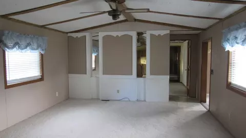4304 Claridge Loop, Bismarck, ND 58503 photo 3