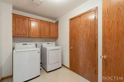 2200 Pirates Loop SE, Mandan, ND 58554 photo 29