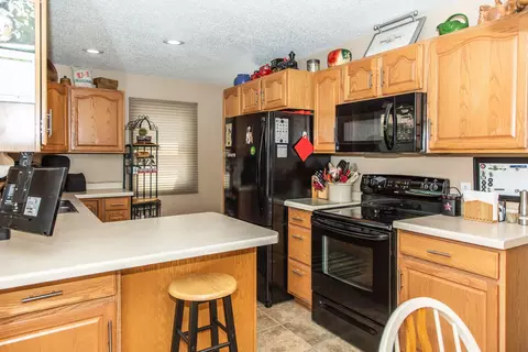 1608 Boulevard Ave E, Bismarck, ND 58501 photo 11