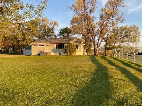 6001 Main Ave, Bismarck, ND 58501 photo 2
