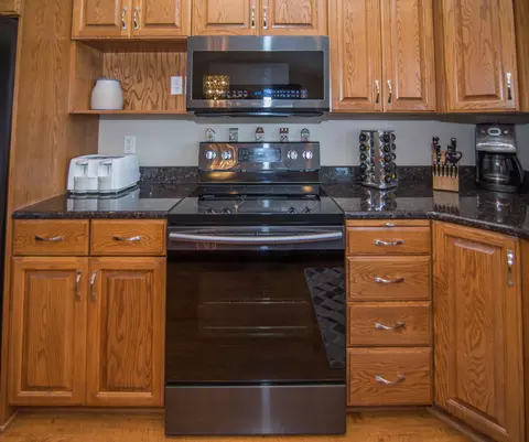 1902 Harding Pl, Bismarck, ND 58501 photo 17