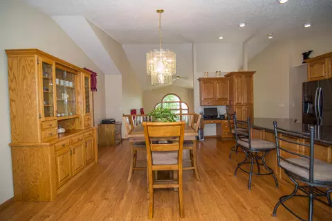 1902 Harding Pl, Bismarck, ND 58501 photo 24