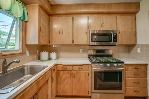 1708 Braman Ave, Bismarck, ND 58501 photo 14