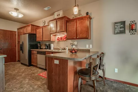 1139 Santa Fe Ave, Bismarck, ND 58504 photo 7