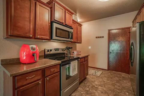 1139 Santa Fe Ave, Bismarck, ND 58504 photo 9