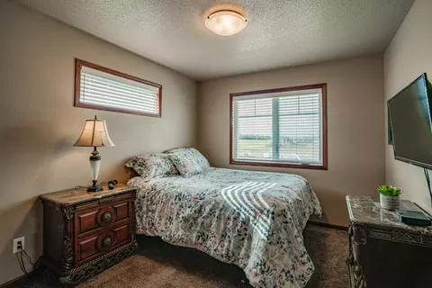 1139 Santa Fe Ave, Bismarck, ND 58504 photo 21