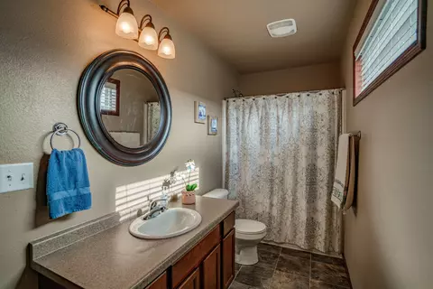 1139 Santa Fe Ave, Bismarck, ND 58504 photo 20