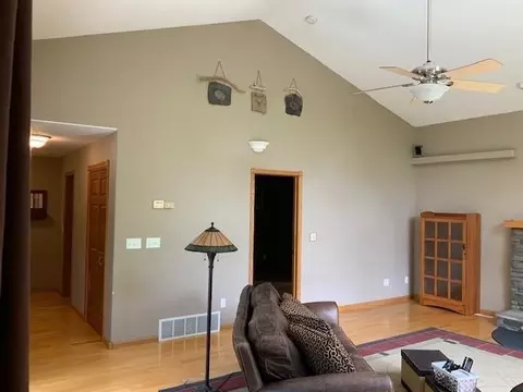 231 Sheehan Rd, Bismarck, ND 58504 photo 1