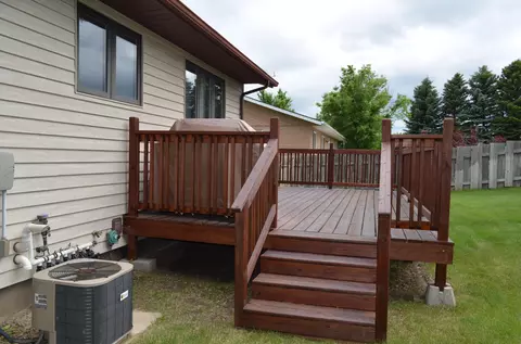 219 Sheila Dr, Beulah, ND 58523 photo 18