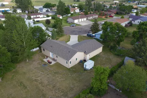1137 Cherry Ln, Beulah, ND 58523 photo 30
