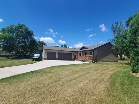 1137 Cherry Ln, Beulah, ND 58523 photo 29