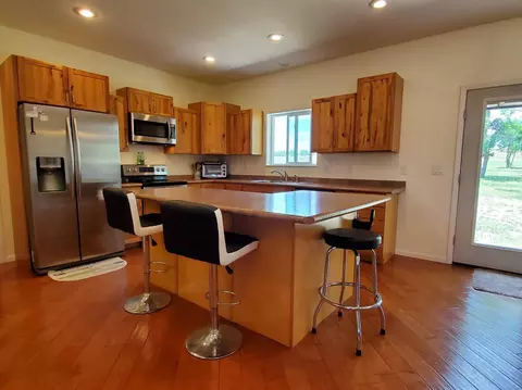 1137 Cherry Ln, Beulah, ND 58523 photo 6