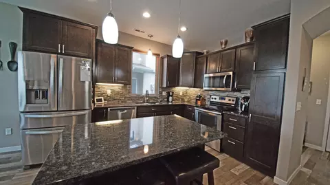 2452 Waterpark Loop SE, Mandan, ND 58554 photo 28