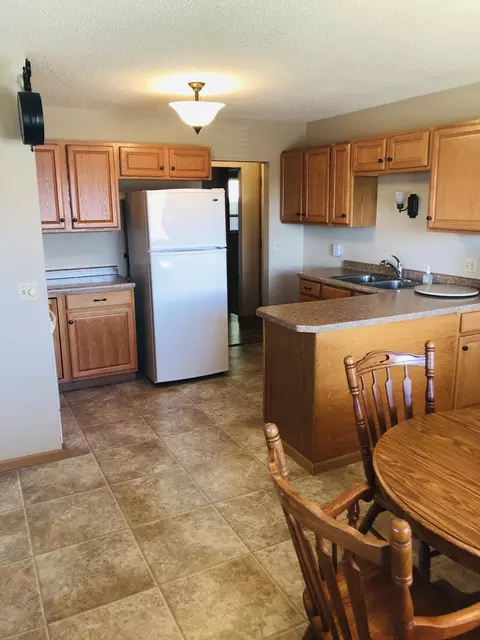 712 29th St, Bismarck, ND 58501 photo 18