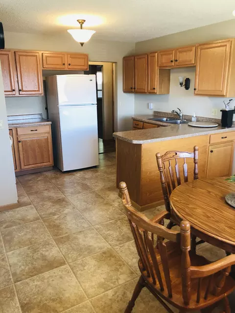 712 29th St, Bismarck, ND 58501 photo 21